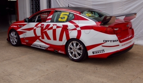 Prototype Kia Optima Racing - Automobiles Menara